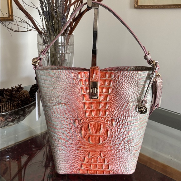 Brahmin Shira Bucket Bag Flirty Melbourne Croc-Embossed Leather NWT - Picture 3 of 10